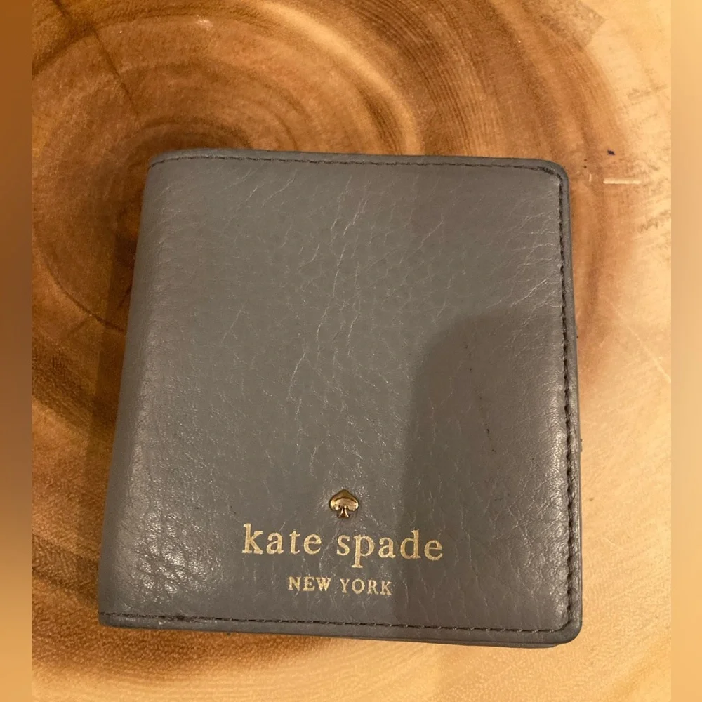 Kate Spade Jackson Small Trifold Wallet‎ Pebble Sky Blue Leather Zip
